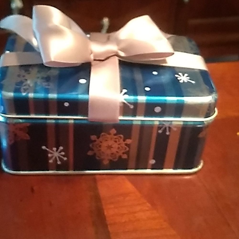 Gift  Tin with Soap